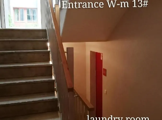 Daire Quiet City-apt, 4min City-center, 18min Fair Nuernberg!!! Nürnberg