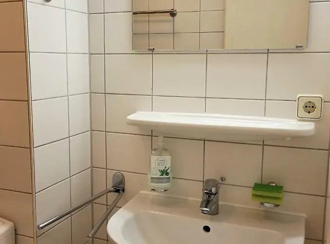 Quiet City-apt, 4min City-center, 18min Fair Nuernberg!!! 公寓 纽伦堡